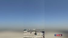 Dubai, drone iraniano colpisce l'aeroporto