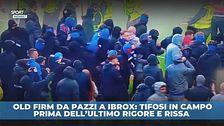 Old Firm da pazzi: rissa tra tifosi in campo
