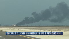 Breaking News delle 21.30 | Guerra dell'energia, missili su gas e petrolio