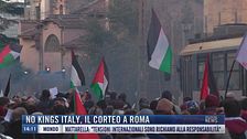 Breaking News delle 14.00 | No Kings Italy, il corteo a Roma