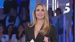 Lunedì 30 marzo: la Casa è pronta per un'emozionante puntata