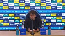 Conte e lo Scudetto: "Dobbiamo guardare in alto"
