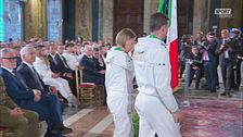 Gli Azzurri riconsegnano i tricolori a Mattarella: le immagini dal Quirinale"
