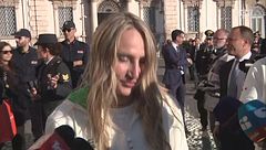 Lollobrigida: "Mattarella vuole conoscere mio figlio, non so quanto gli convenga..."