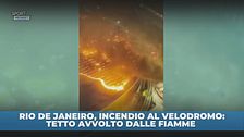 Rio de Janeiro, il tetto del velodromo avvolto nelle fiamme