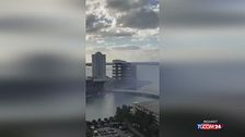 Miami, demolito lo storico hotel Mandarin: implosione in meno di 20 secondi