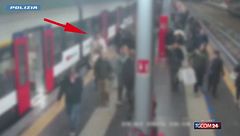 Pedinato e rapinato dell'orologio di lusso, tre arresti a Milano