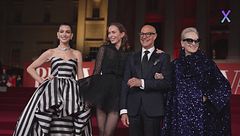 Il Diavolo veste Prada, 20 anni dopo: i look di Miranda e Andy 2006-2026 a confronto