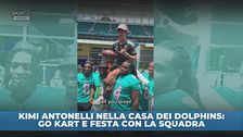Kimi Antonelli sui go kart nella casa dei Dolphins