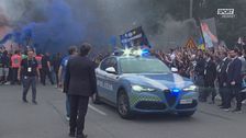 Il pullman dell'Inter "travolge" il nostro inviato: delirio a San Siro