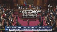 Breaking News delle 14.00 | La cerimonia per le vittime del terrorismo