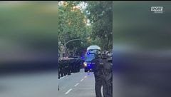 Disintegrato il pullman del Real Madrid: il video da dentro fa paura