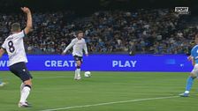 La Supermoviola di Napoli-Bologna: il Var aiuta Piccinini sul rigore