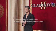 Lo stile di Pedro Pascal sul red carpet: eleganza rilassata, carisma naturale e ironia