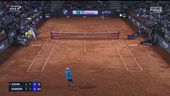Darderi fa impazzire Roma: il match point e la commozione per la semifinale