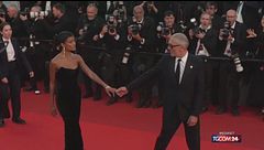 Cannes, Vincent Cassel e la sua fidanzata"incantano i presenti sul red carpet