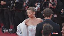 Cannes, da Bella Hadid a Julianne Moore: la parata di star sulla Croisette