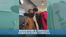 Berrettini e Arnaldi si congratulano con Cobolli prima del loro quarto di finale