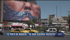 Breaking News delle 21.30 | Il Papa da Madrid: "In Iran guerra ingiusta"