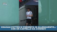 Graham Potter si presenta in allenamento… con un cappello da cowboy