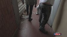 Mestre, alloggi occupati e materassi nei corridoi: il caso del condominio Altobello