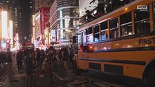 New York, Time Square devastata dai festeggiamenti dei tifosi