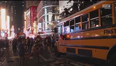 New York, Time Square devastata dai festeggiamenti dei tifosi