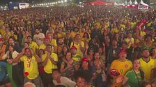 La grande festa di Rio dopo la vittoria del Brasile
