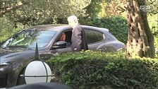 L'arrivo di Malagò. Saluti e abbracci, anche con Abete