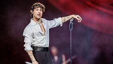 Irama a San Siro: il video best of
