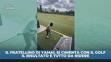 Il fratellino di Yamal gioca a golf