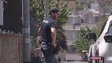 Famiglia sterminata, continuano le ricerche dell'assassino: perquisita la casa del sospettato