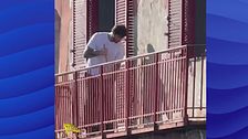 Stefano De Martino: dal balcone di casa a Sanremo è un attimo