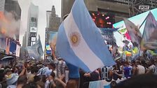 I tifosi argentini invadono Times Squadre