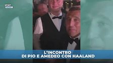 Pio e Amedeo si presentano così a Haaland: reazione esilarante del bomber