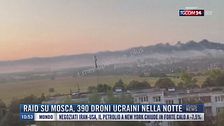 Breaking News delle 11.00 | Raid su Mosca, 390 droni ucraini nella notte