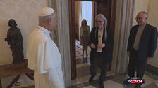 Patti Smith da Papa Leone, sorrisi e battute: "Anche tu parli inglese?"