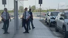 Juve, finalmente Kolo Muani! Le immagini dell'arrivo a Torino