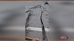 Terremoto di magnitudo 3.9 nel Catanese: i danni alla strada