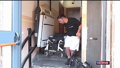 Milano, ritorsione contro un disabile attivista: "Mi hanno rotto il montascale dopo una denuncia"