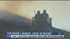Breaking News delle 16.00 | Esplosione a Brindisi, grave un anziano