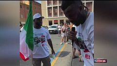 Bologna, uno youtuber nigeriano guida la protesta contro il degrado