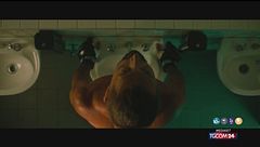 Russell Crowe torna sul ring tra lacrime e sangue in "Beast"