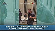 "Auguri Loco Marione": Gila, compleanno con il serpente