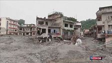 Alluvione in Nepal, il ritorno nelle case tra fango e macerie