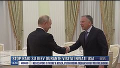 Breaking News delle 17.00 | Stop raid su Kiev durante visita inviati Usa