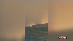 In Indonesia lo spettacolo dell'eruzione del vulcano Anak Krakatau