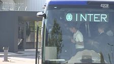 L'Inter parte per Madrid, scendono tutti dal pullman tranne…