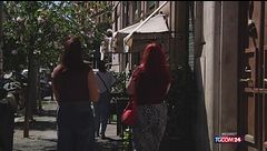 Roma, donna ferita in strada da colpi di arma ad aria compressa: "L'autore mira alle donne"