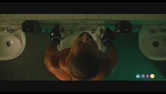 Russell Crowe porta le MMA e l'ottagono al cinema: il trailer di Beast